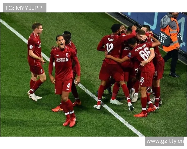 利物浦球迷眼含热泪回顾那些难忘时刻球队精神永不言弃 利物浦球迷眼含热泪回顾那些难忘时刻球队精神永不言弃